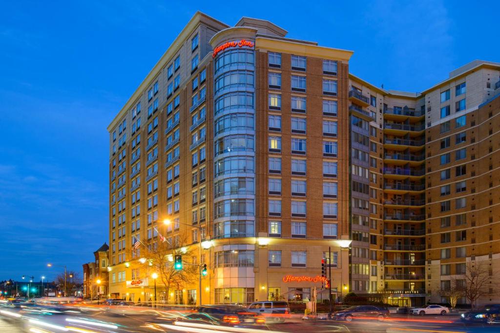 Hampton Inn Washington DC - Convention Center Main image 1